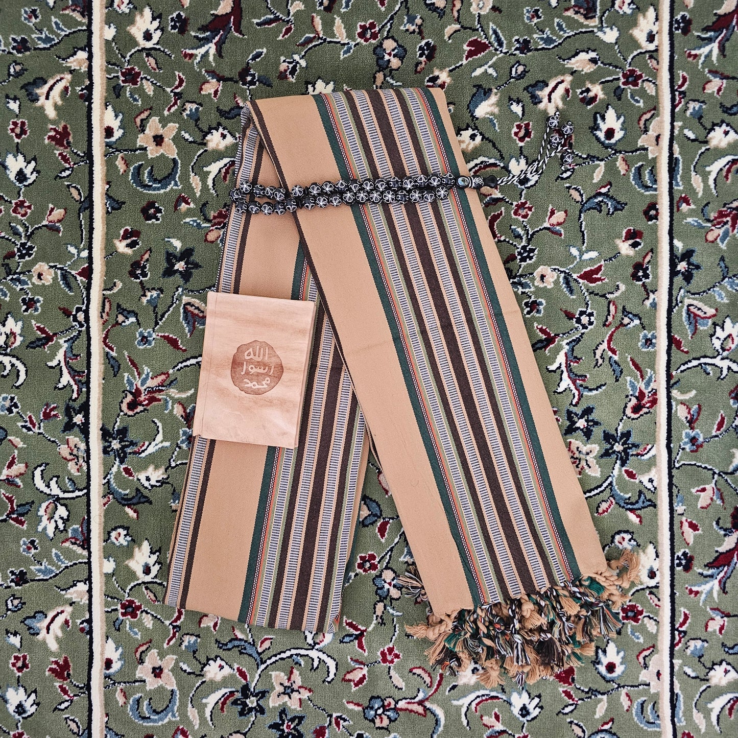 Iḥsān Yemeni Shawl